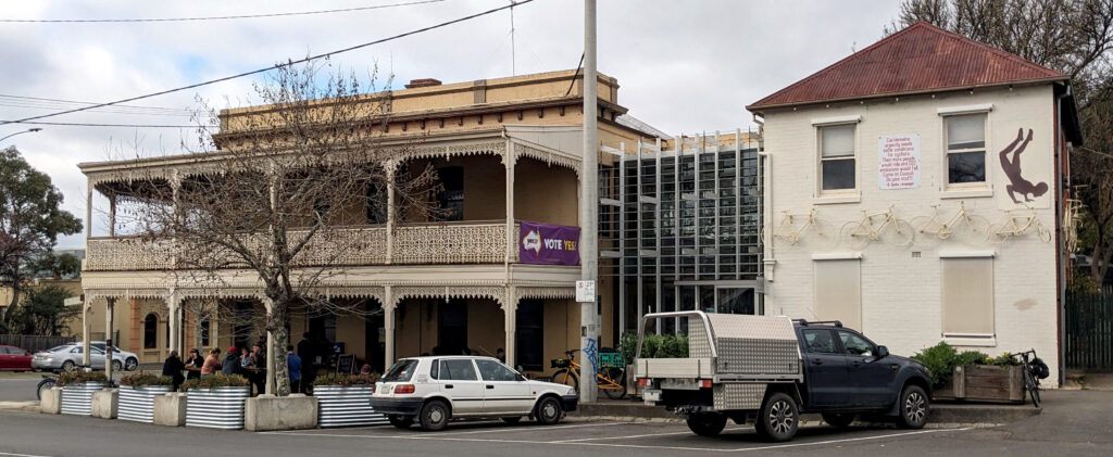 Photo of Hub Castlemaine taken from across Templeton St